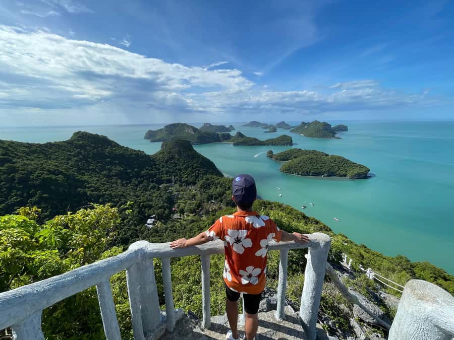 Koh Samui: Angthong Marine Park Speedboat Tour with Kayaking - Koh Mae Ko and Emerald Lake: The Summit View That Changes the Day