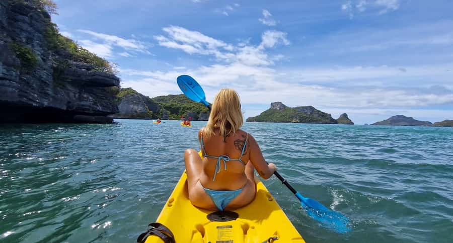 Koh Samui: Day Tour to Ang Thong with Kayak, Snorkel & Lunch - Breakfast, safety briefing, and how the crew keeps things moving