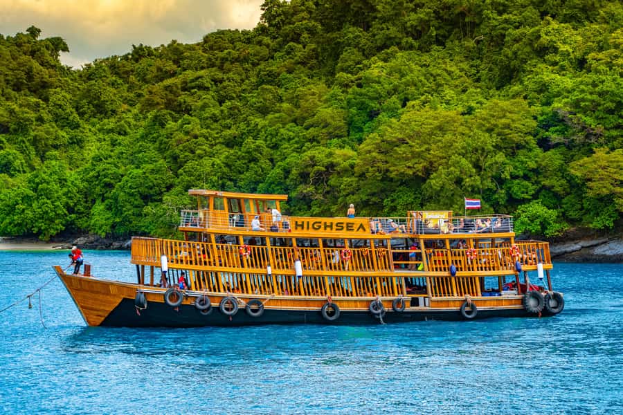Koh Samui: Mu Ko Ang Thong Park Cruise with Kayaking Option - The optional kayaking to Tum Rang: the reason many people pay extra