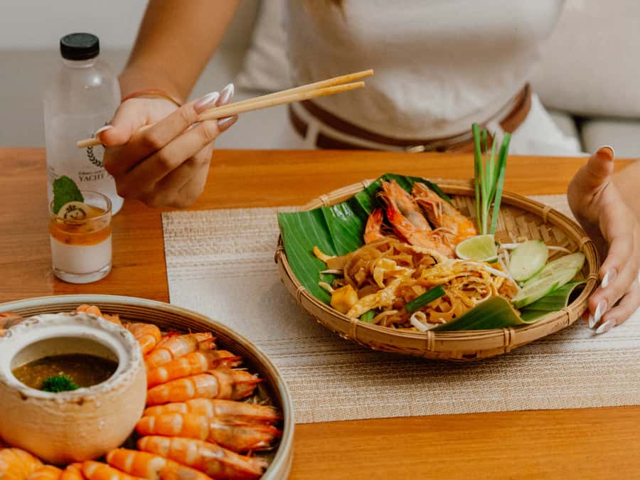 Krabi: 4 Island Premium Yacht with Snorkeling & Clear Kayak - Sunset option: Pad Thai and salt baked shrimp while the light changes