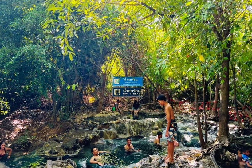 Krabi: Emerald Pool, Hot Springs, and Kayaking Tour - Lunch Between Two Water Worlds: Simple Thai Buffet, Real Convenience