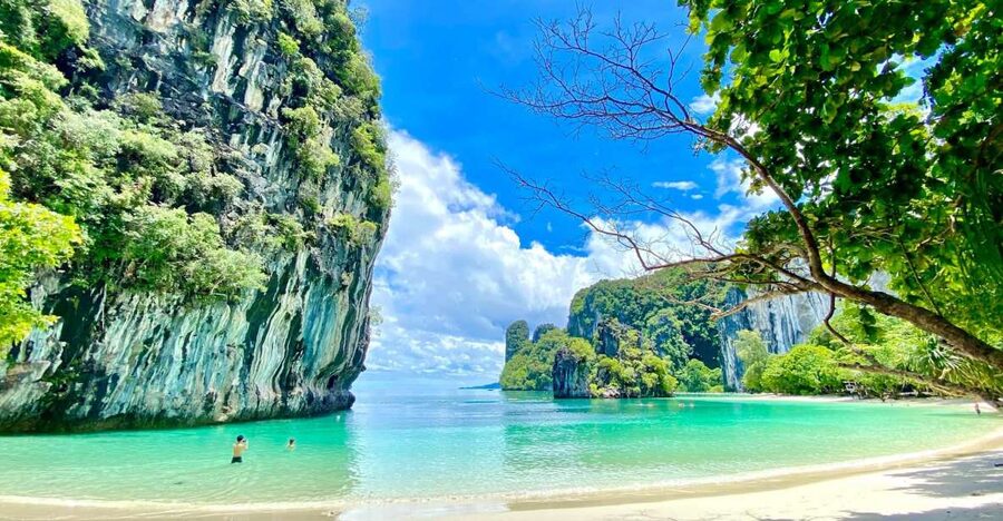 Krabi: Hong Island Tour by Longtail Boat with Kayak Option - Why Hong Island feels different from a typical island hop