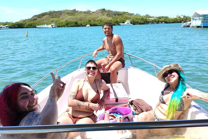 La Parguera Boat Charter with Captain: Kayak & Snorkel - Captain Arturo’s Approach: Friendly, Practical, and Teaches in Real Time