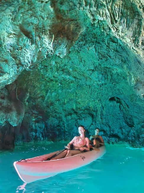 La Spezia: Sunset Kayak & Caves Tour w/ Swimming & Aperitif - Who this La Spezia sunset kayak caves tour suits best