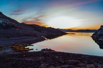 Lake Mead Sunset Kayak Tour with Dinner, Swim & Campfire - The main event on the water: paddling toward the Boulder Islands