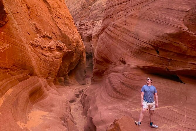 Lake Powell Kayak and Water Antelope Canyon Hike Guided Tour - Stop 2: Water Antelope Canyon hike from the water