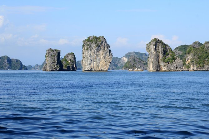 Lan Ha bay Boutique cruise 3D/2N: Kayaking - Swimming & Biking Viet Hai villages - Day 2 Morning: Sunrise Moments and a Slow Start Before the Action