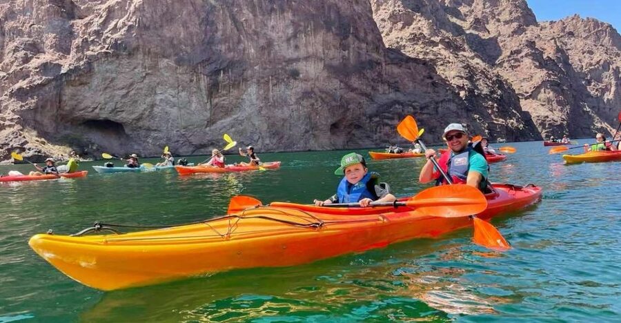 Las Vegas: Kayak Rental without Transportation - Trading the Strip for Willow Beach and the Colorado River