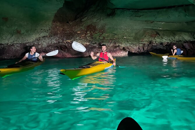 Leuca kayak tour + swimming + speleo-trek in cave - What the 3-hour rhythm feels like (and why tide can be tiring)
