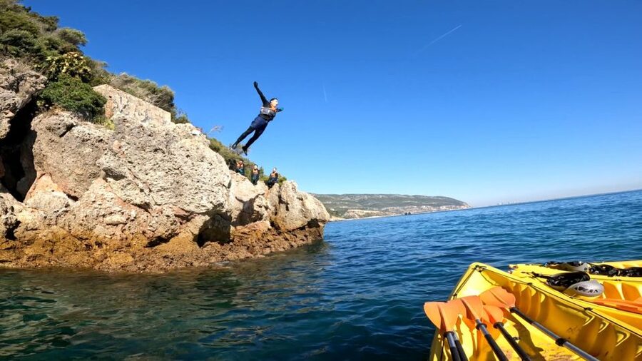 Lisbon: Arrábida Kayak and Coasteering Adventure Tour - Sea caves and limestone footwork: the optional adventure that’s never boring
