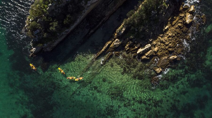 Lisbon: Kayak Tour Arrábida Natural Park, Setubal, Sesimbra - Caves and hidden beaches along the Arrábida coast