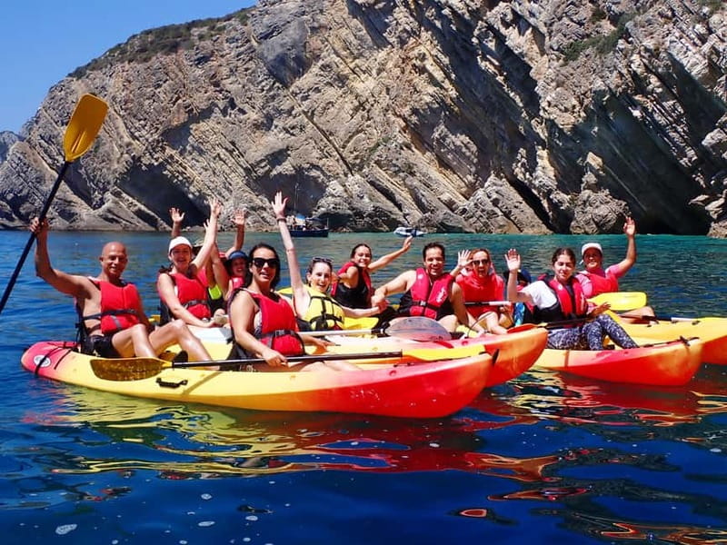 Lisbon: Kayaking & Snorkeling Tour with photos included - Meeting near Clube Naval de Sesimbra (and why it matters)