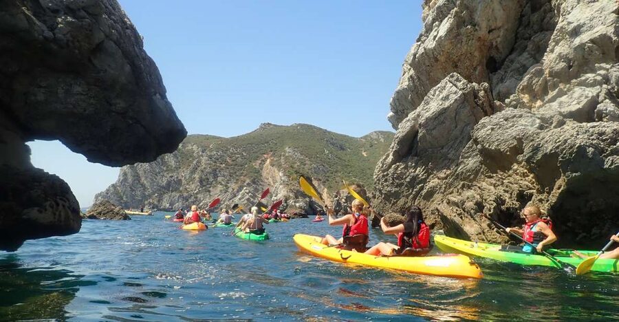 Lisbon: Sesimbra Kayak Discovery Experience - Safety and first strokes: what to expect if you’ve never kayaked on open water