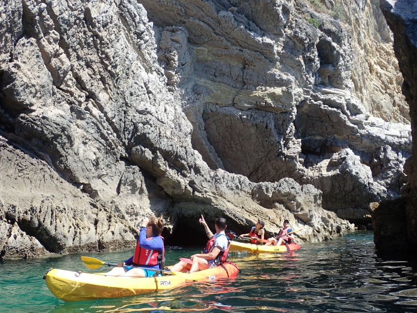 Lisbon: Sesimbra Kayak Discovery Experience - What to bring (and what to skip)