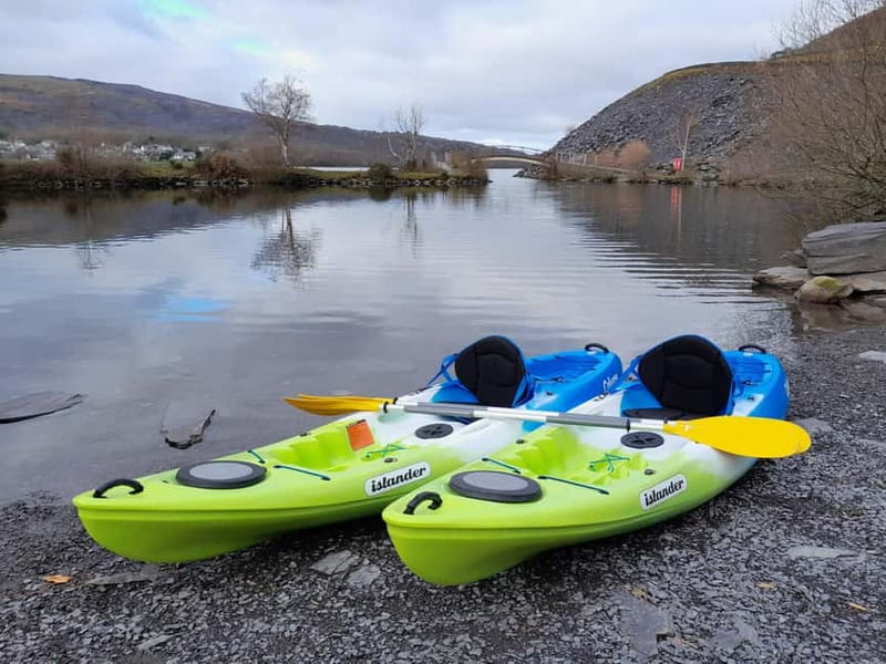 Llanberis: Llyn Padarn Kayak Rental with Equipment - Getting Kitted Out: Wetsuit, PFD, Paddle Setup, and Dry Storage