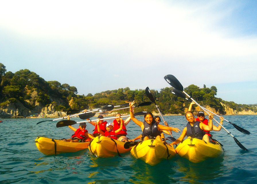 Lloret de Mar: Costa Brava Kayak Tour and Swimming - Kayaking Lloret de Mar’s Costa Brava: the appeal of the calm route