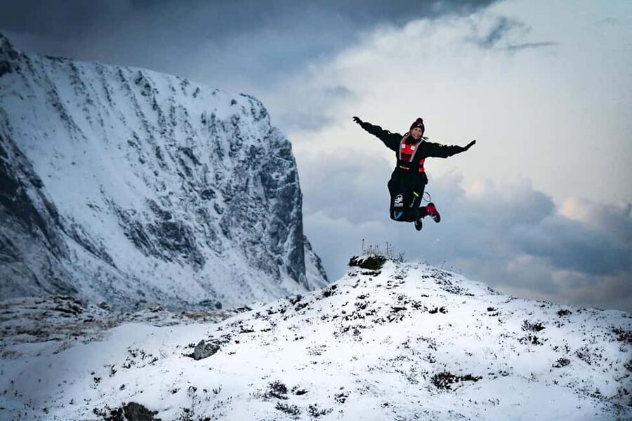 Lofoten: Half-Day Winter Kayak Adventure - Timing, language, and who the tour suits best