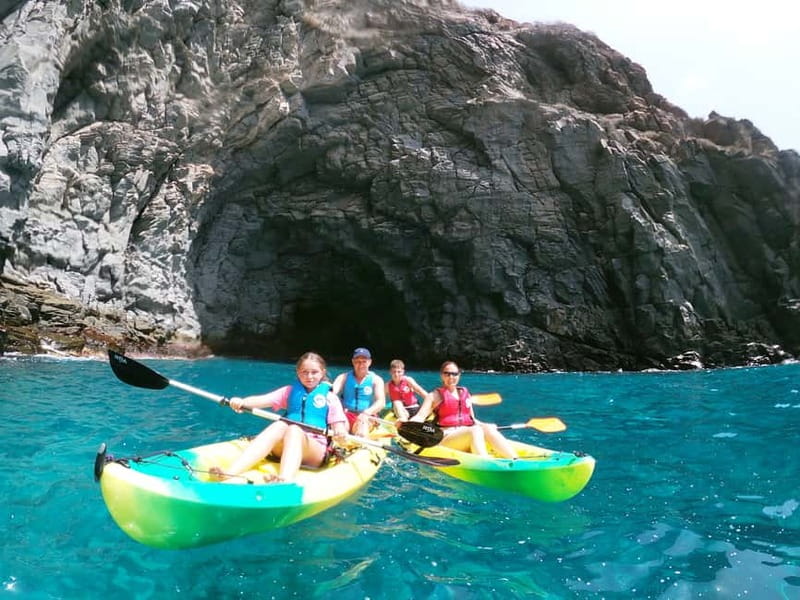 Los Cristianos: Kayak and Snorkel with Turtles and Photos - Los Cristianos starts easy: meet, gear up, and get on the water