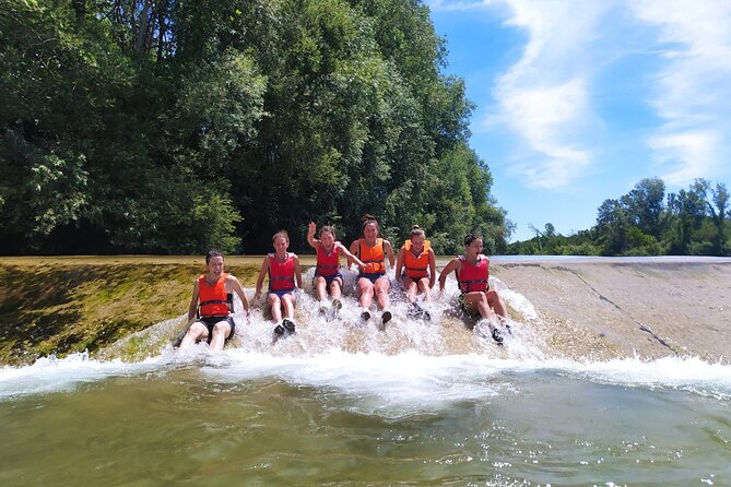Lucca: kayak tour with aperitif - Aperitif on the water: drinks, snacks, and choices for diets