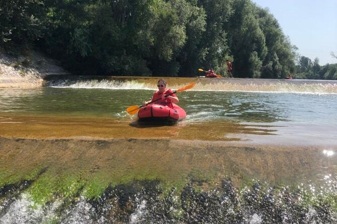 Lucca: kayak tour with aperitif - Inflatable kayaks on the Serchio: an easy ride with real river time