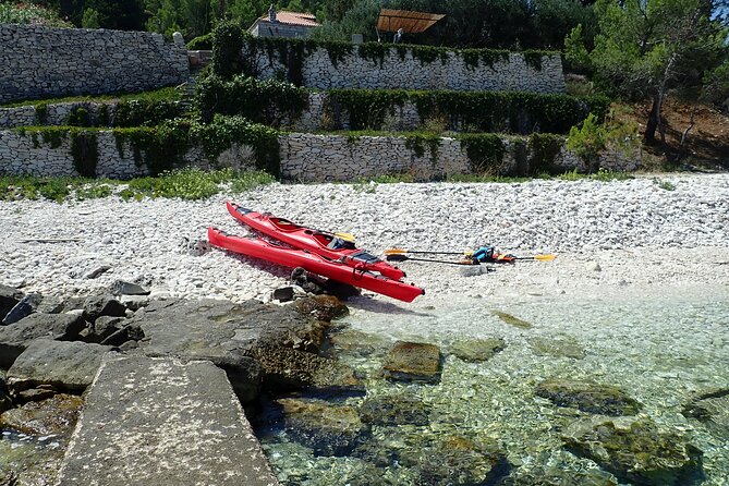 Lumbarda-Sunset Kayaking Experience with picnic: Wine and Sweets - Timing and the reality of a sunset schedule