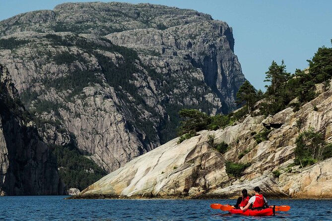 Lysefjord Kayak Safari - Gear and clothing: what’s provided so you can focus on paddling