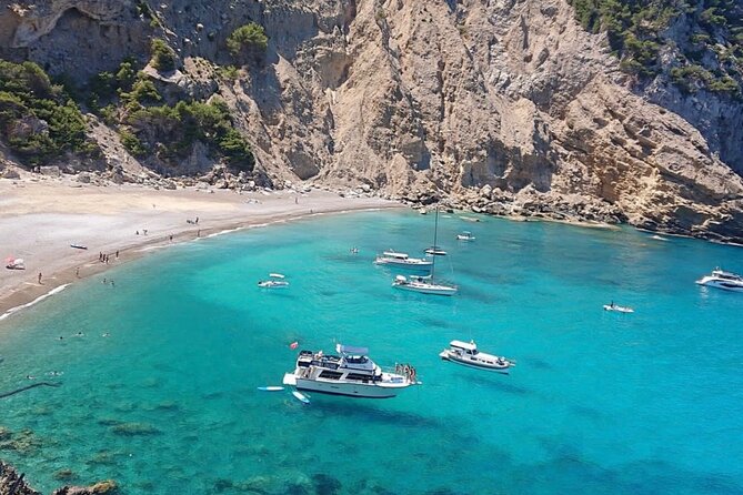 Mallorca Beach & Caves 4hr Boat Trip Drinks, Tapas, SUP & Snorkel - Snorkel and SUP gear are included, so you can actually use it