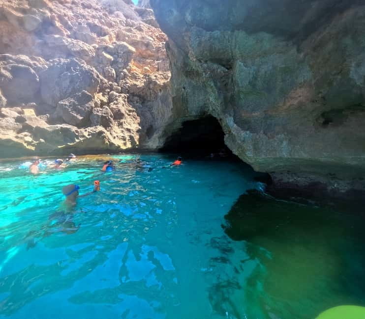 Mallorca: Sea Caves Kayaking Tour, Snorkeling & Snack - Sea Caves and Limestone Walls: What the Route Feels Like