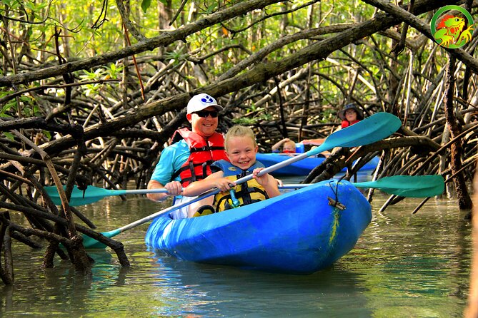 Mangrove Damas Island Kayak Tours - Meet The Guide: MEGA’s Style (Marlon Erick Gonzalez Araya)