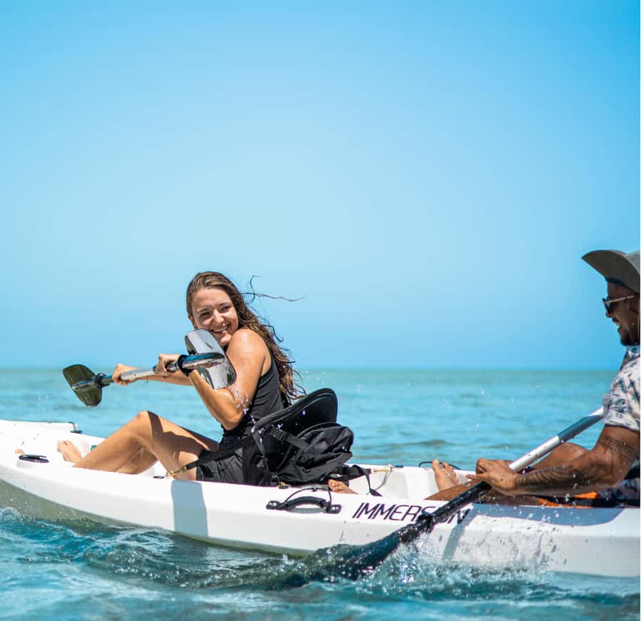 Mauritius: Guided Kayak tour to Benitiers Island - Small group size: comfort, pace, and attention