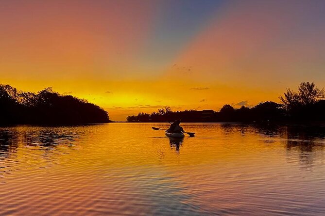 Mauritius: Guided Sunrise Kayak Tour on the Tamarin River - Tamarin Bay at dawn: what 90 minutes is really like