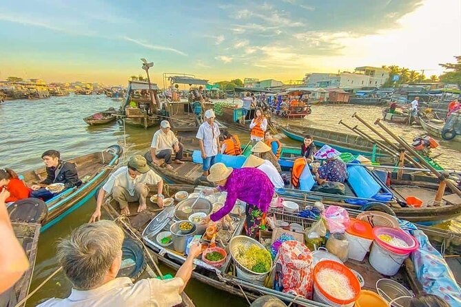 Mekong Delta Tour with Kayaking, Cycling and Cooking - Spring rolls, Vietnamese pancake, and the lunch you actually want