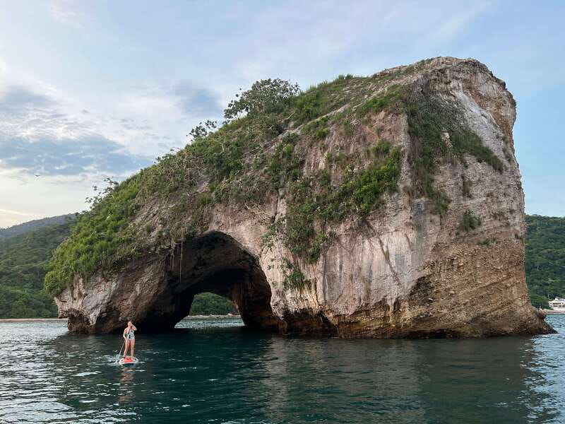 Mismaloya: Los Arcos Bioluminescent Waters Kayak & Cave Tour - The real magic: Los Arcos feels bigger when you approach by kayak