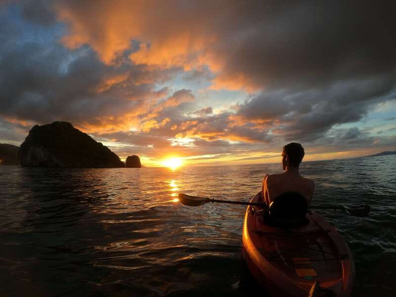 Mismaloya: Los Arcos Bioluminescent Waters Kayak & Cave Tour - Getting there from Puerto Vallarta: shuttle then beach setup