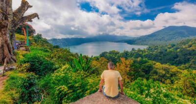 Munduk: Twin Lakes Jungle Hike with Lake Canoe and Waterfall - Plateau and Lake Tamblingan Views: More Than Pretty Photos