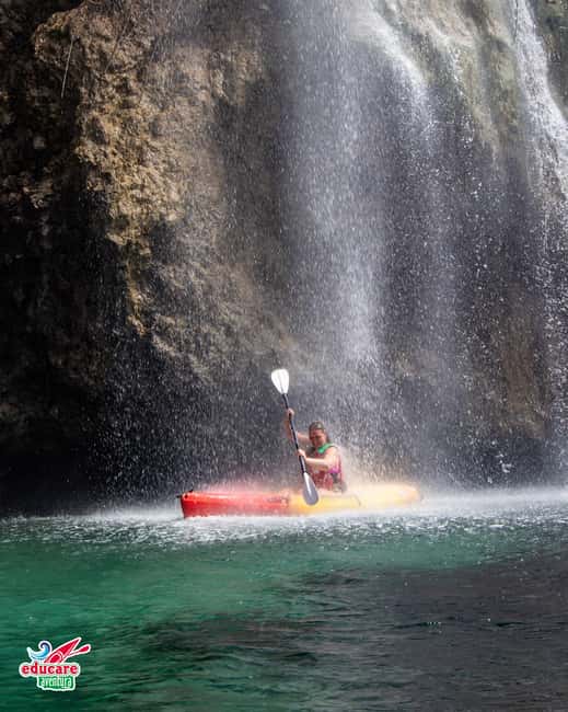 Nerja: Free kayaking route (without a tour guide). 2.5-hour tour. Nerja-Maro Waterfall. - Sea Lion Cave and Doncella Waterfall: The First Big Payoffs
