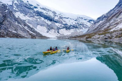 Nigards: Kayaking and Glacier Hike - The walk to Nigardsbreen: glacier explanations that actually make sense