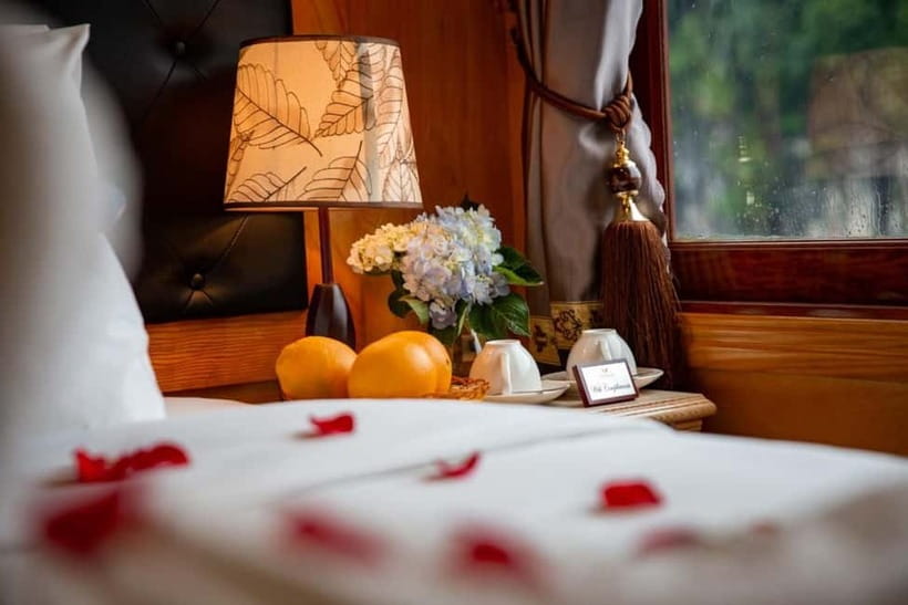 Ninh Binh: Lan Ha Bay 2D 1N cruises- bike tour, kayak, meals - Cabins and comfort: private balcony downtime beats deck crowding