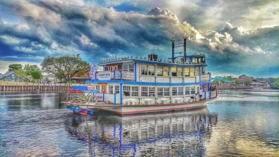 North Myrtle Beach: Dinner Cruise on a Paddle Wheel Boat - Timing, comfort, and how to plan your night
