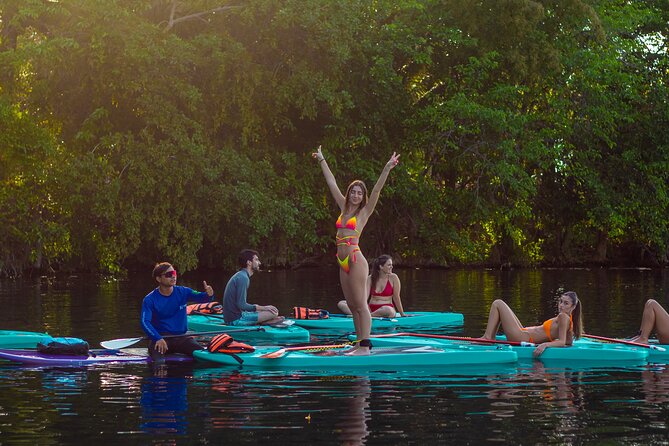 Paddleboarding and/or kayaking tour at sunrise in the lagoon of Bacalar - Stop at Cenote de la Bruja: the highlight beyond the sunrise