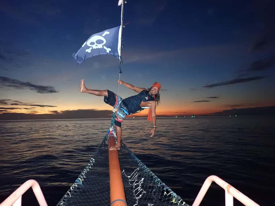 Phi Phi: Pirate Boat with Snorkeling, Kayaking, and Party - Timing, tides, and weather: why your day might flex