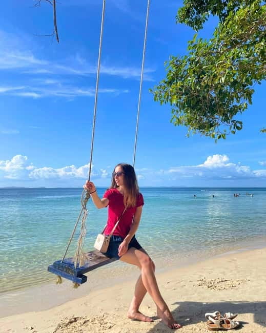 Phu Quoc: Kayaking with Starfish Beach and Bee Farm Tour - Kayaking the Cua Can River: calm paddles and real river life