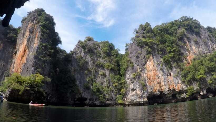Phuket: Phi Phi & James Bond Island Combo Day Tour w/Lunch - Viking Cave: Quick Pass, Scenic Payoff