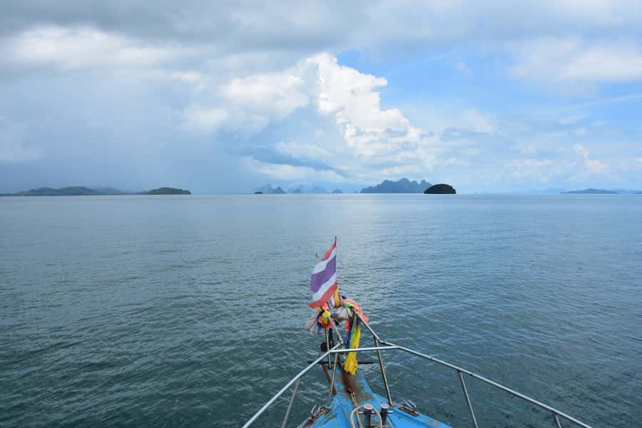 Phuket: Starlight Hong Sea Cave & Glowing Plankton by Kayak - The organized “class/workshop” before the last paddling push