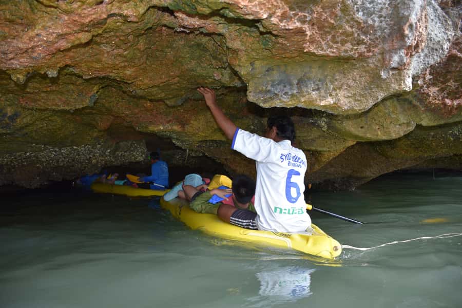 Phuket: Starlight Hong Sea Cave & Glowing Plankton by Kayak - John Gray’s Sea Canoe briefing and the raptor-show warmup