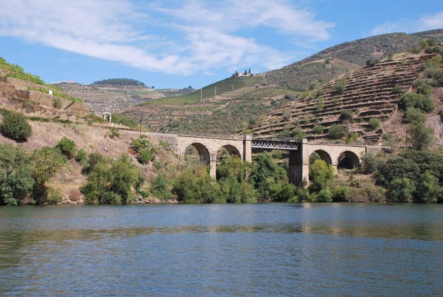 Pinhão: 4 Hour Douro Valley Kayak Rental - Key highlights and why they matter