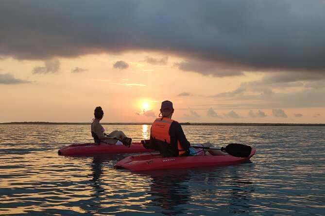 Pirate's Channel & 3 Lagoons Kayak or SUP/Paddle Tour +Meditation - SUP coaching and pacing: how Jorge keeps it smooth