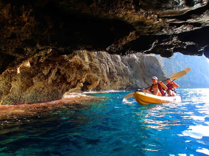 Pollença: Kayak Discovery – Snorkeling and Caves - Entering a 40m sea cave by kayak: when it happens and what to notice