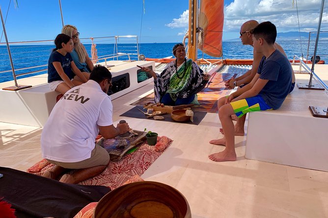 Polynesian Canoe Morning Sail - Food and drink during the sail: snacks that feel tied to the lesson