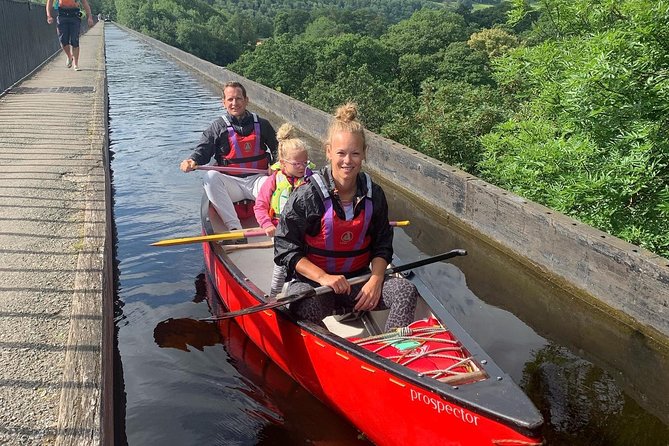 Pontcysyllte Aqueduct Canoe Tours in Llangollen - Practicalities in Llangollen: meeting point, getting there, and comfort
